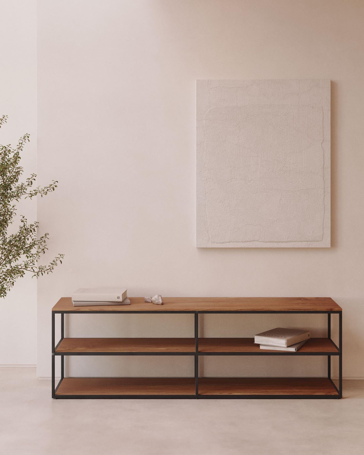 Elegantes TV-Möbel aus Eichenfurnier mit weißem Metallgestell, 160x40 cm, bietet stilvollen Stauraum für moderne Wohnräume.