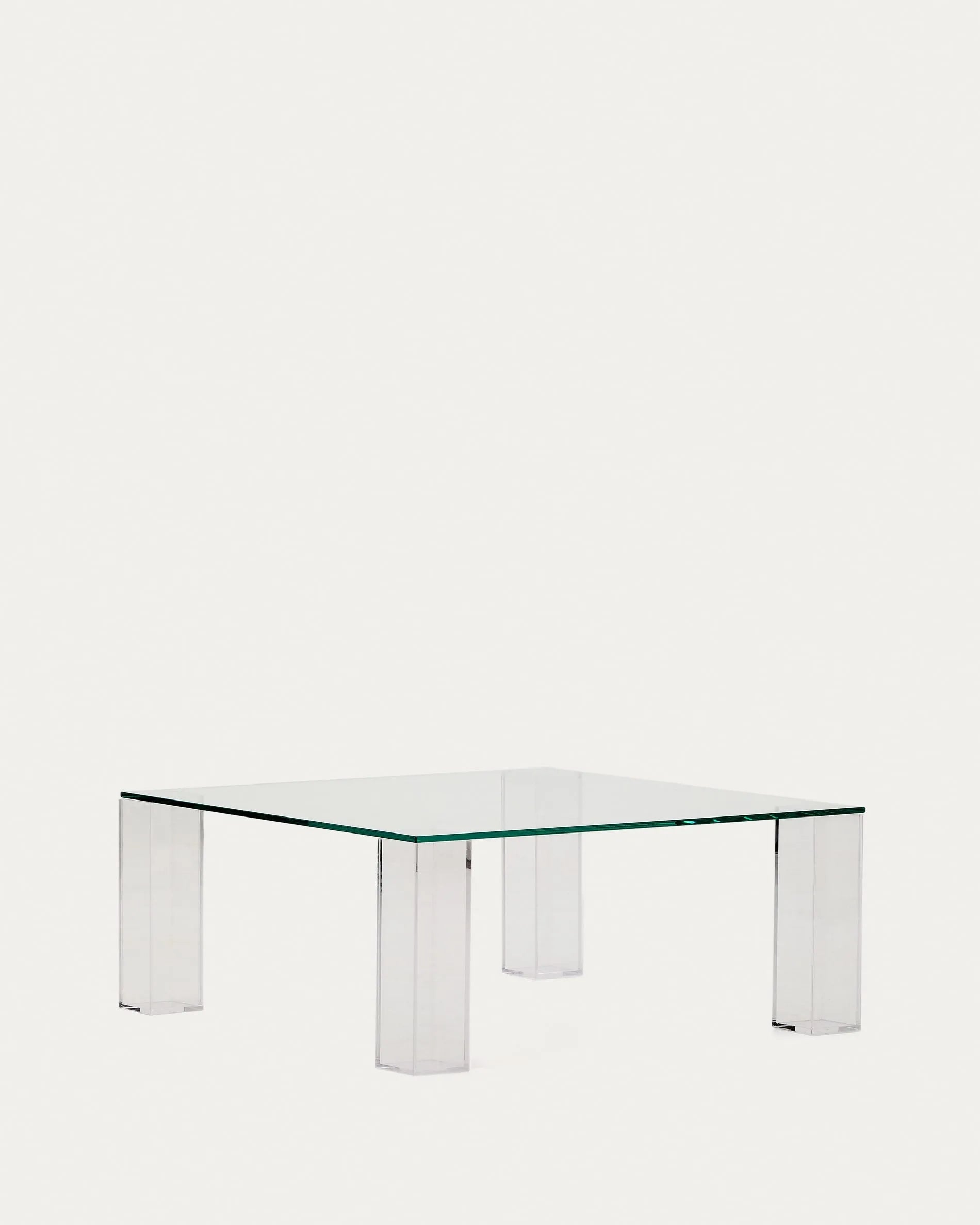 Der Adularia Beistelltisch aus gehärtetem Glas vereint Eleganz und Funktionalität in einem modernen Design.