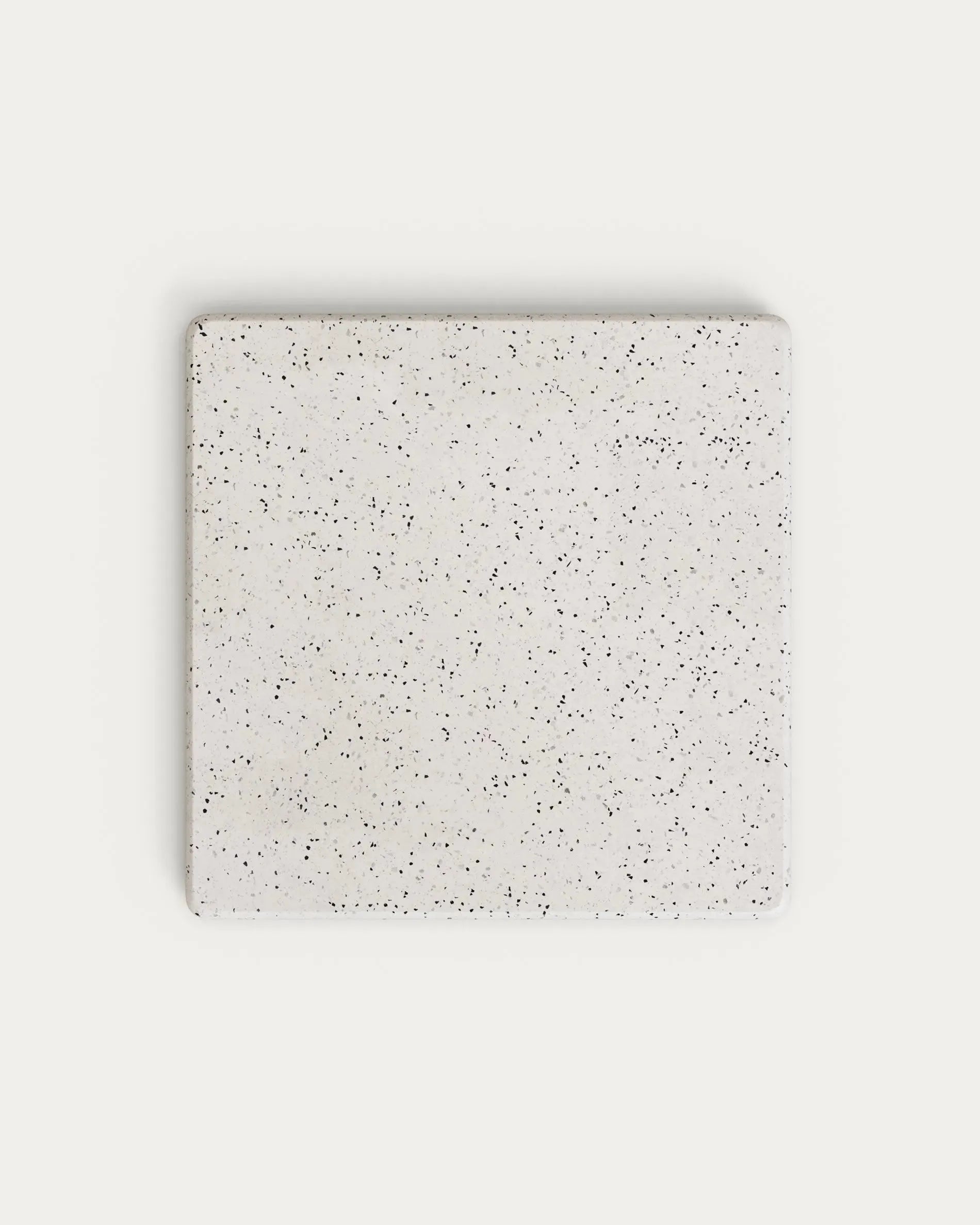 Moderner Saura Bartisch mit stabilem schwarzem Metallgestell und stilvoller weißer Terrazzo-Platte, 70x70x70 cm, von Kave Home.