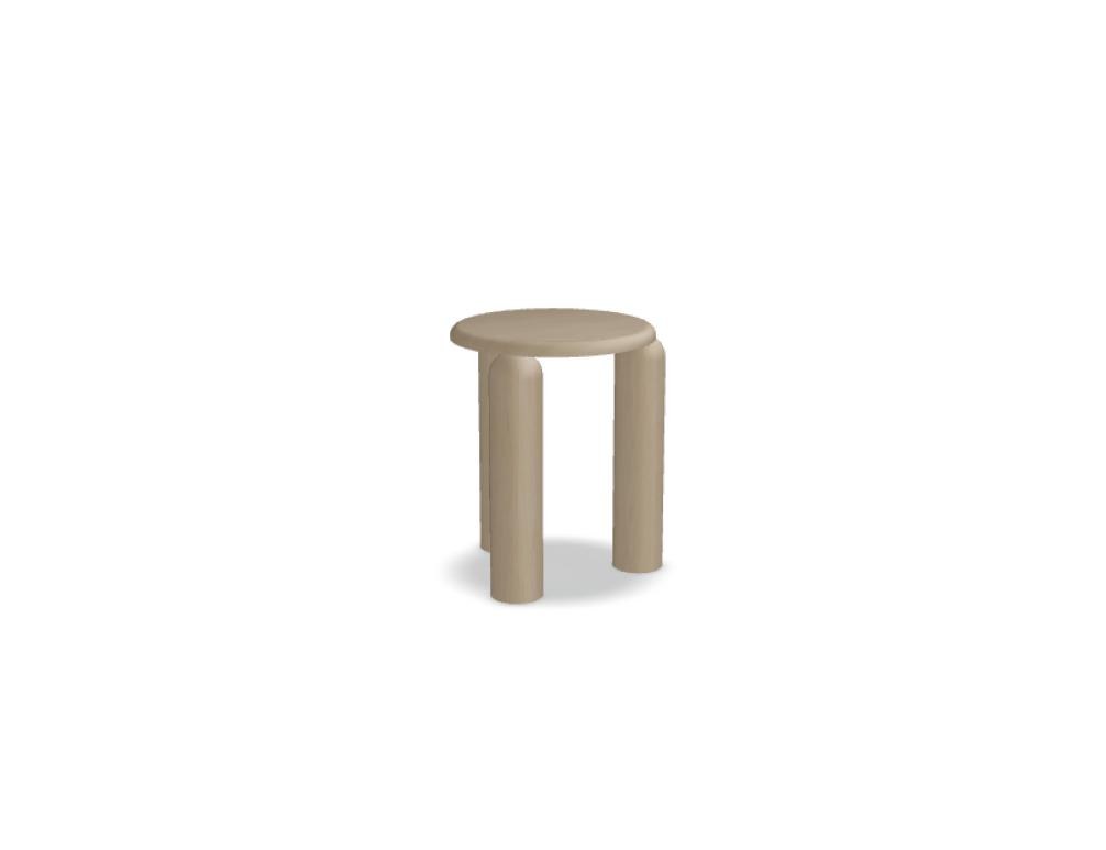 Beistelltisch Neo von Tamo aus massivem Eichenholz, Farbe Eiche Natur, mit quadratischer, minimalistischer Form auf schlanken Holzbeinen.