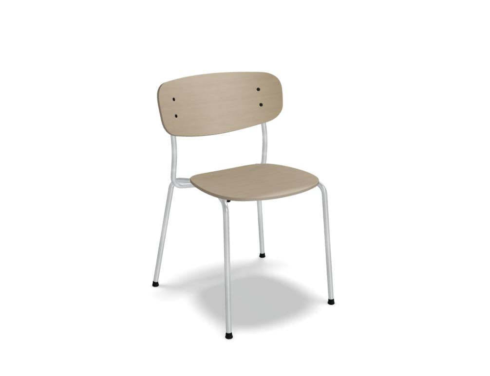 Sessel SPL02 aus Sperrholz von Tamo, modern geformt mit glatten Holzflächen, schmalen Armlehnen und sichtbaren Holzverbindungen, auf hellem Hintergrund