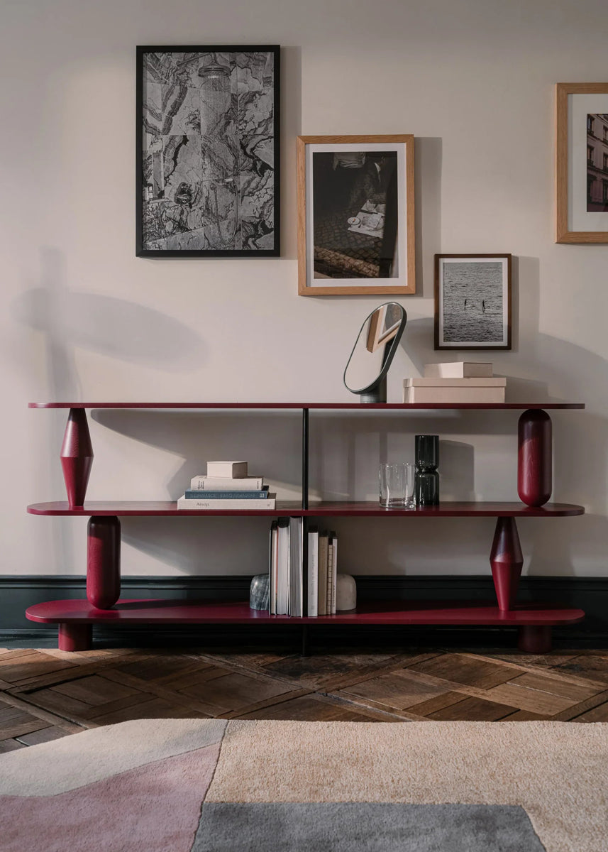 Elegantes Vazoo VZ2P3 Standregal von Tamo, ideal für die Präsentation von Dekoration und zur optimalen Raumnutzung.