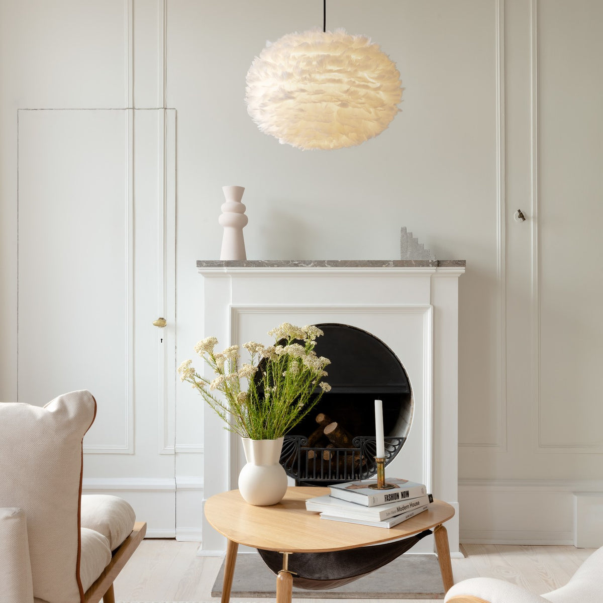 Eos Lampenschirm in White präsentiert im Onlineshop von KAQTU Design AG. Lampenschirm ist von Umage