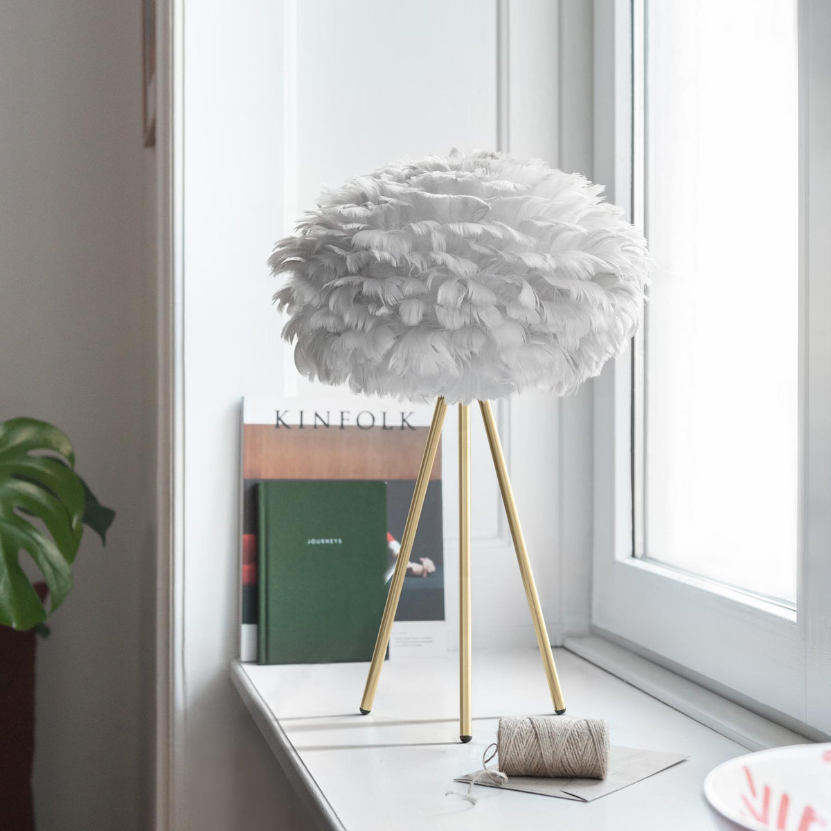 Eos Lampenschirm in Light Grey präsentiert im Onlineshop von KAQTU Design AG. Lampenschirm ist von Umage
