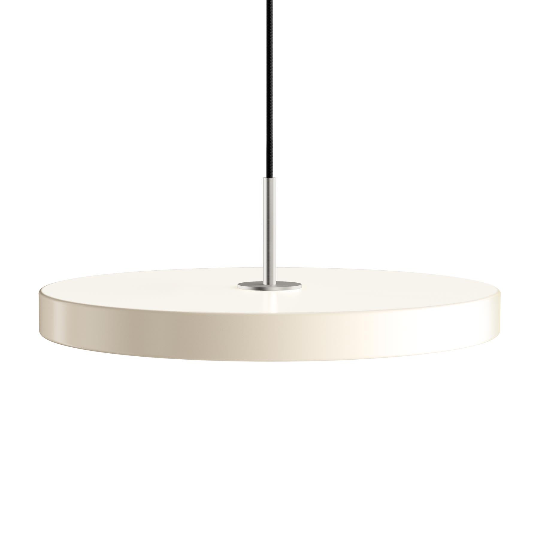 Moderne Asteria Medium Pendellampe in zartem Pearl White, perfektes Lichtobjekt für ein geschmackvolles Wohnambiente.