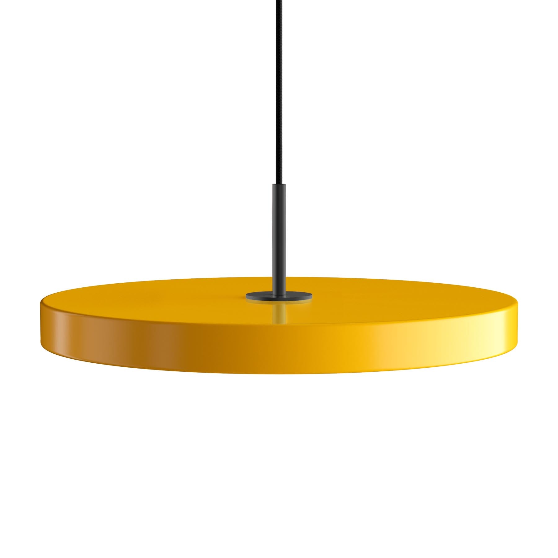 Moderne Asteria Medium Pendellampe in leuchtendem Saffron Yellow, perfekt für eine stilvolle Beleuchtung in jedem Raum.