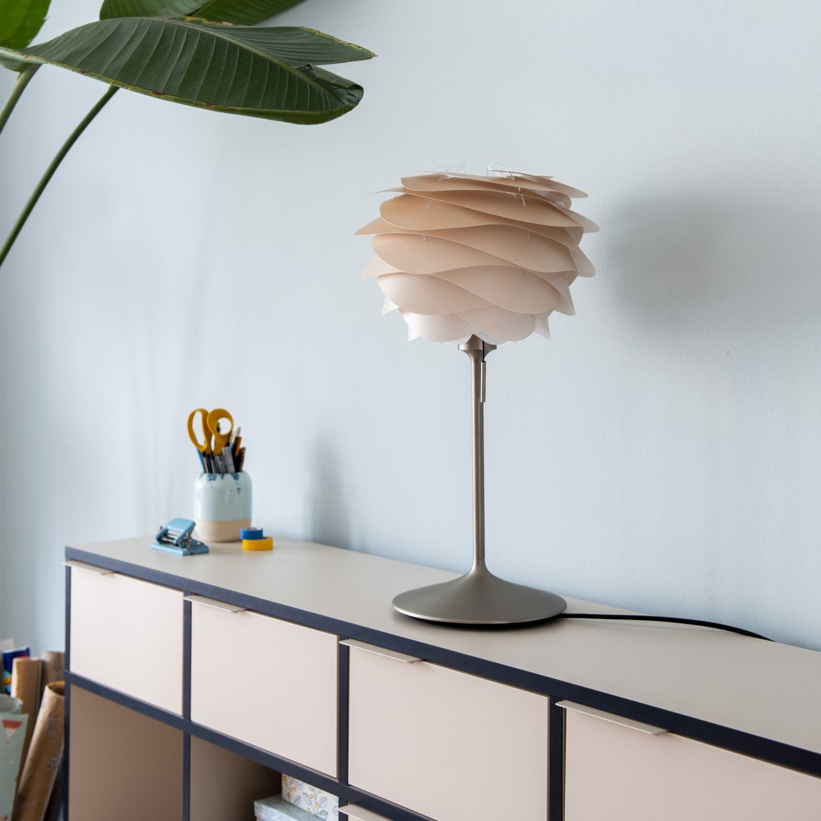 Carmina  Lampenschirm in Dunes präsentiert im Onlineshop von KAQTU Design AG. Lampenschirm ist von Umage