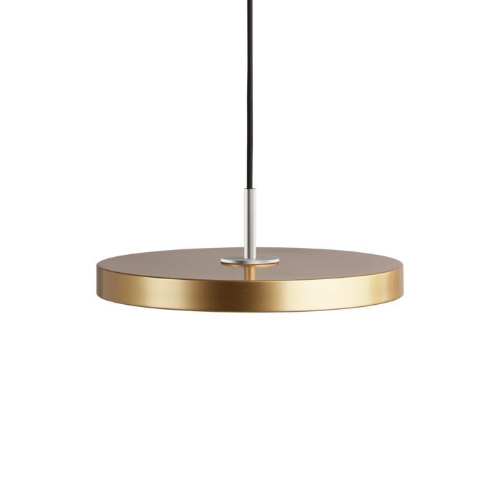 Asteria Medium Pendellampe in Brass präsentiert im Onlineshop von KAQTU Design AG. Pendelleuchte ist von Umage
