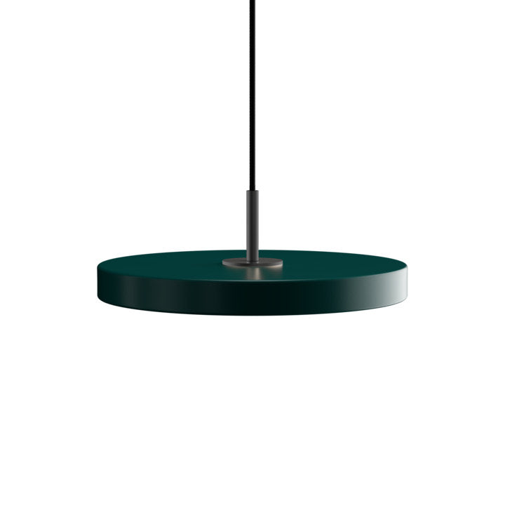 Asteria Mini Pendellampe in Forest Green präsentiert im Onlineshop von KAQTU Design AG. Pendelleuchte ist von Umage