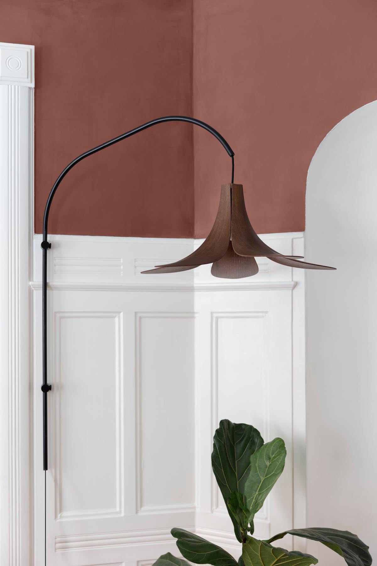 Jazz Lampenschirm in Dark Oak präsentiert im Onlineshop von KAQTU Design AG. Lampenschirm ist von Umage