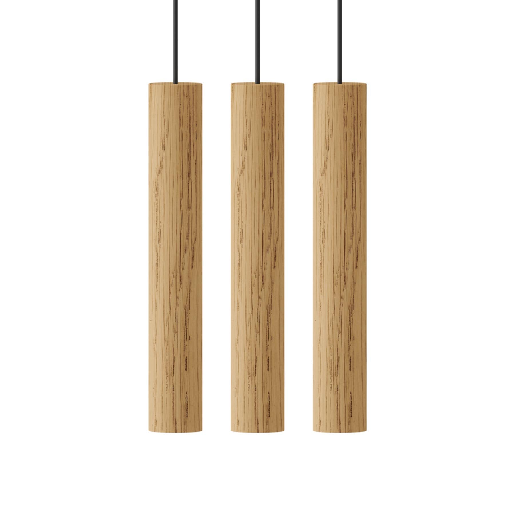Moderne Pendelleuchte mit drei Chimes Lampenschirmen von Umage, perfekt für eine stilvolle und gemütliche Atmosphäre in jedem Raum.