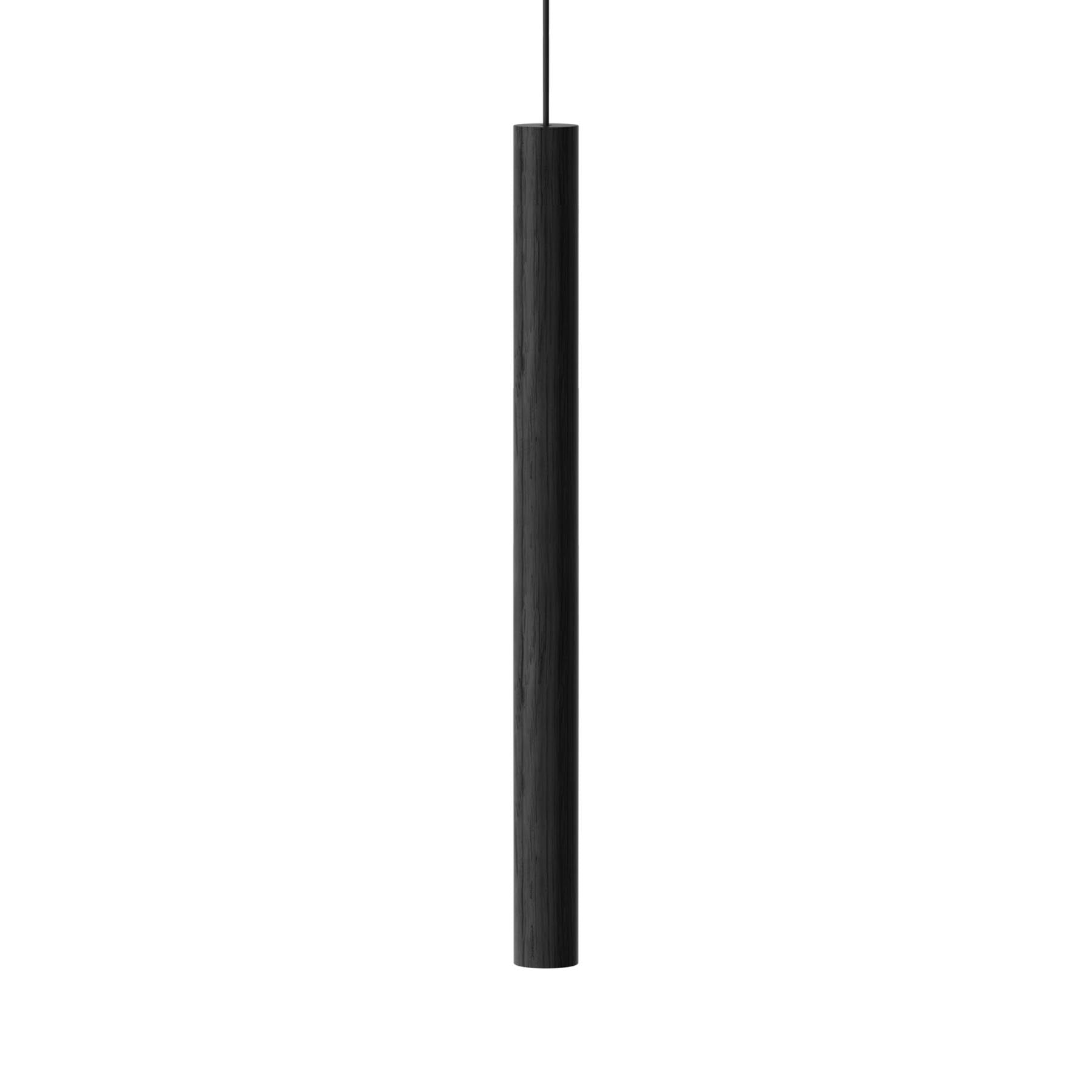 Chimes Pendellampe Lang in Black Oak präsentiert im Onlineshop von KAQTU Design AG. Pendelleuchte ist von Umage