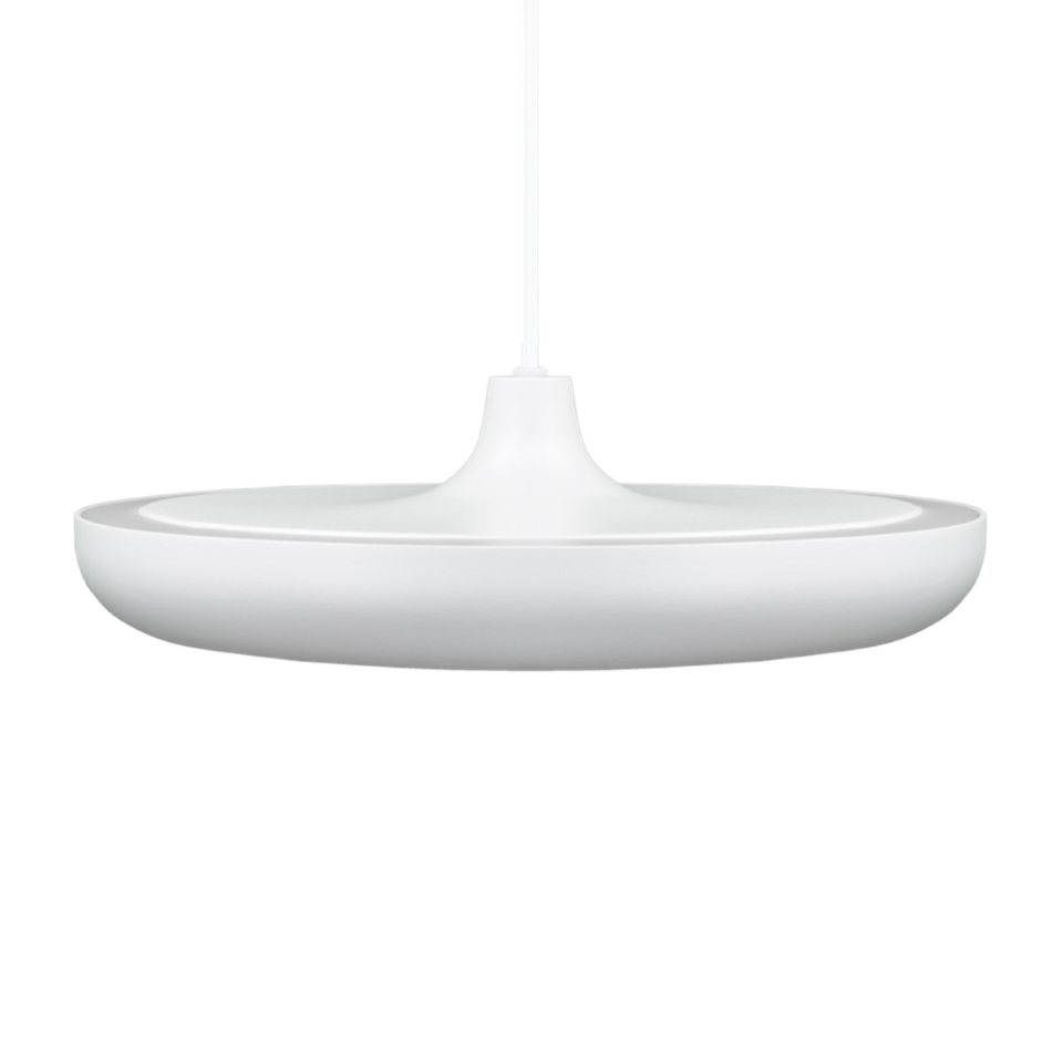 Moderner CASSINI Lampenschirm von Umage, perfekt für Pendelleuchten, sorgt für stilvolles Ambiente und harmonisches Licht in jedem Zuhause.