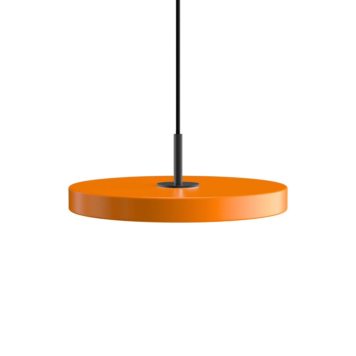 Asteria Mini Pendellampe in Nuance Orange präsentiert im Onlineshop von KAQTU Design AG. Pendelleuchte ist von Umage