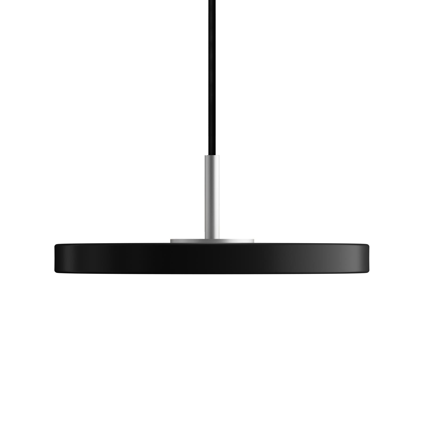 Elegante Asteria Micro Pendelleuchte von Umage in Schwarz, ideal für stilvolle Innenräume und stimmungsvolle Beleuchtungseffekte.