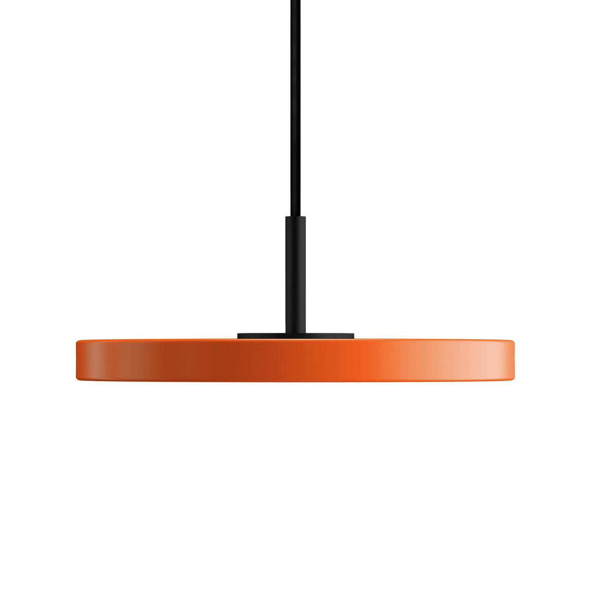 Asteria Micro Pendelleuchte in Nuance Orange präsentiert im Onlineshop von KAQTU Design AG. Pendelleuchte ist von Umage