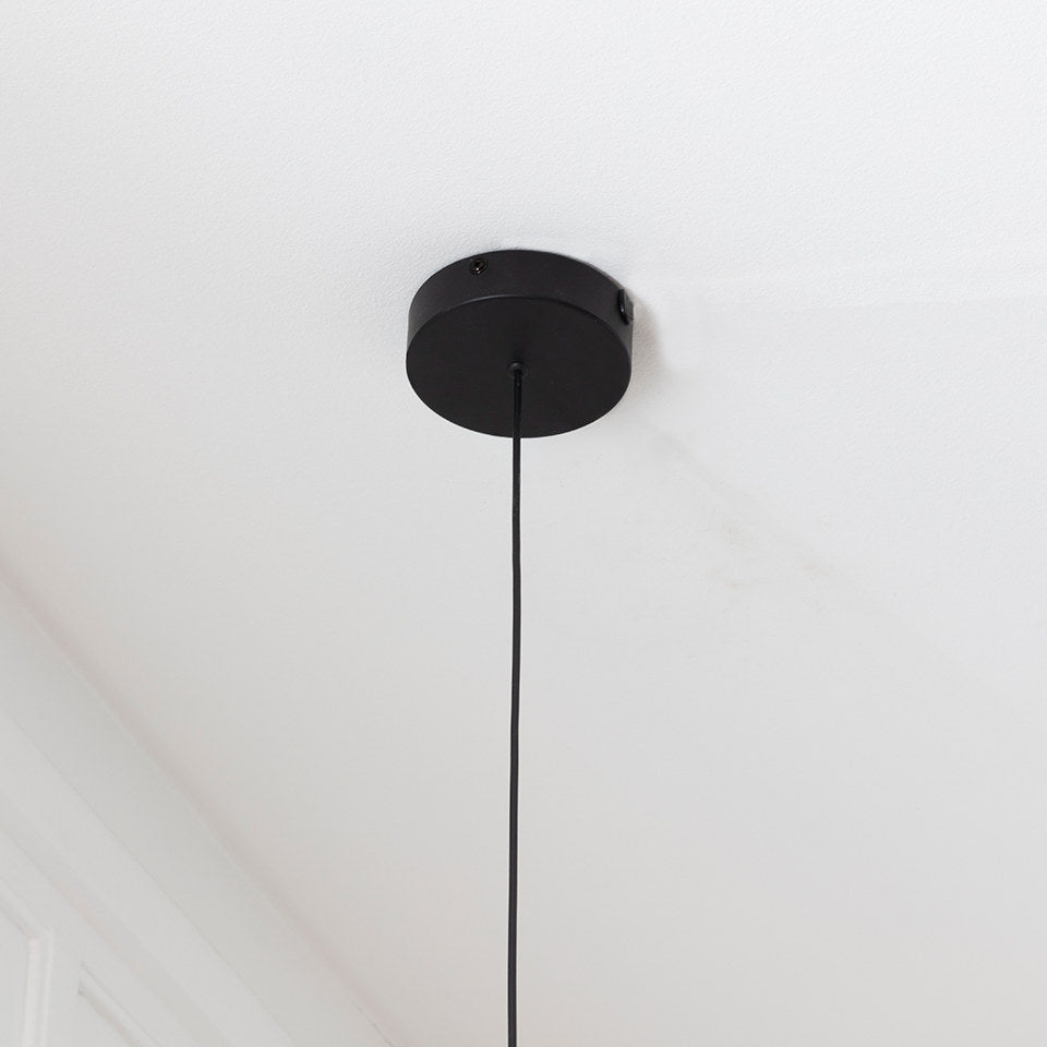 Rosette Mini 1er in Black präsentiert im Onlineshop von KAQTU Design AG. Kabel / Lampenfassung ist von Umage