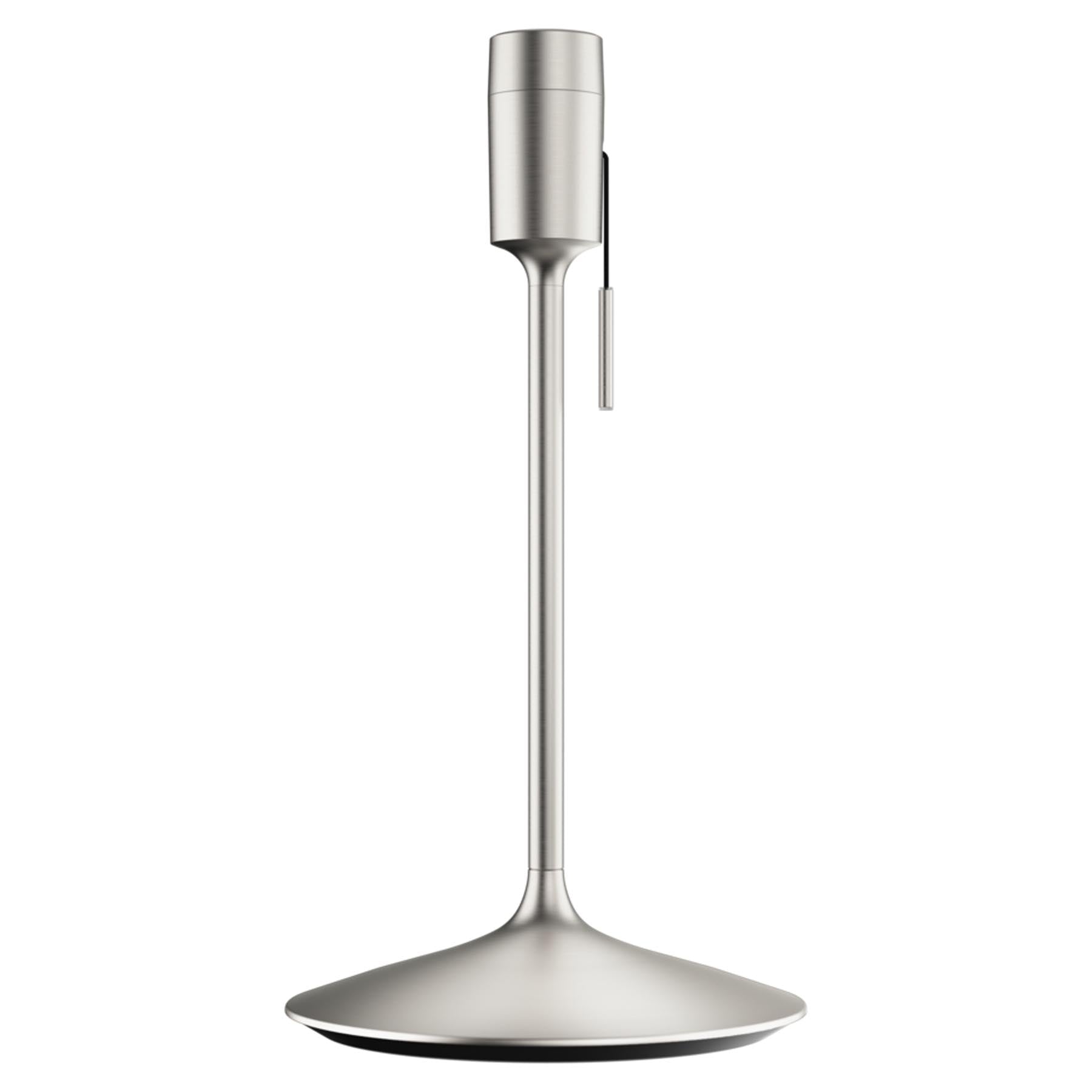 Santé Tischleuchte in Brushed Steel präsentiert im Onlineshop von KAQTU Design AG. Lampenständer ist von Umage