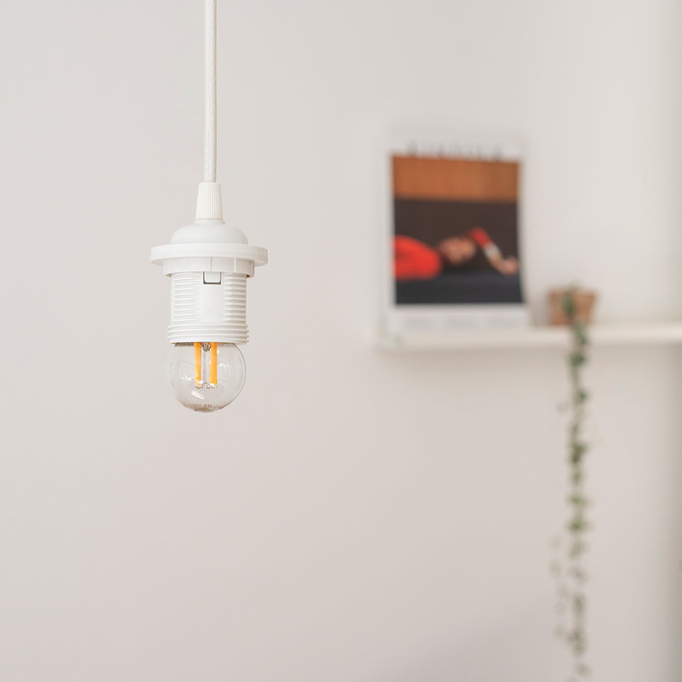 Idea E27 in  präsentiert im Onlineshop von KAQTU Design AG. Leuchtmittel ist von Umage