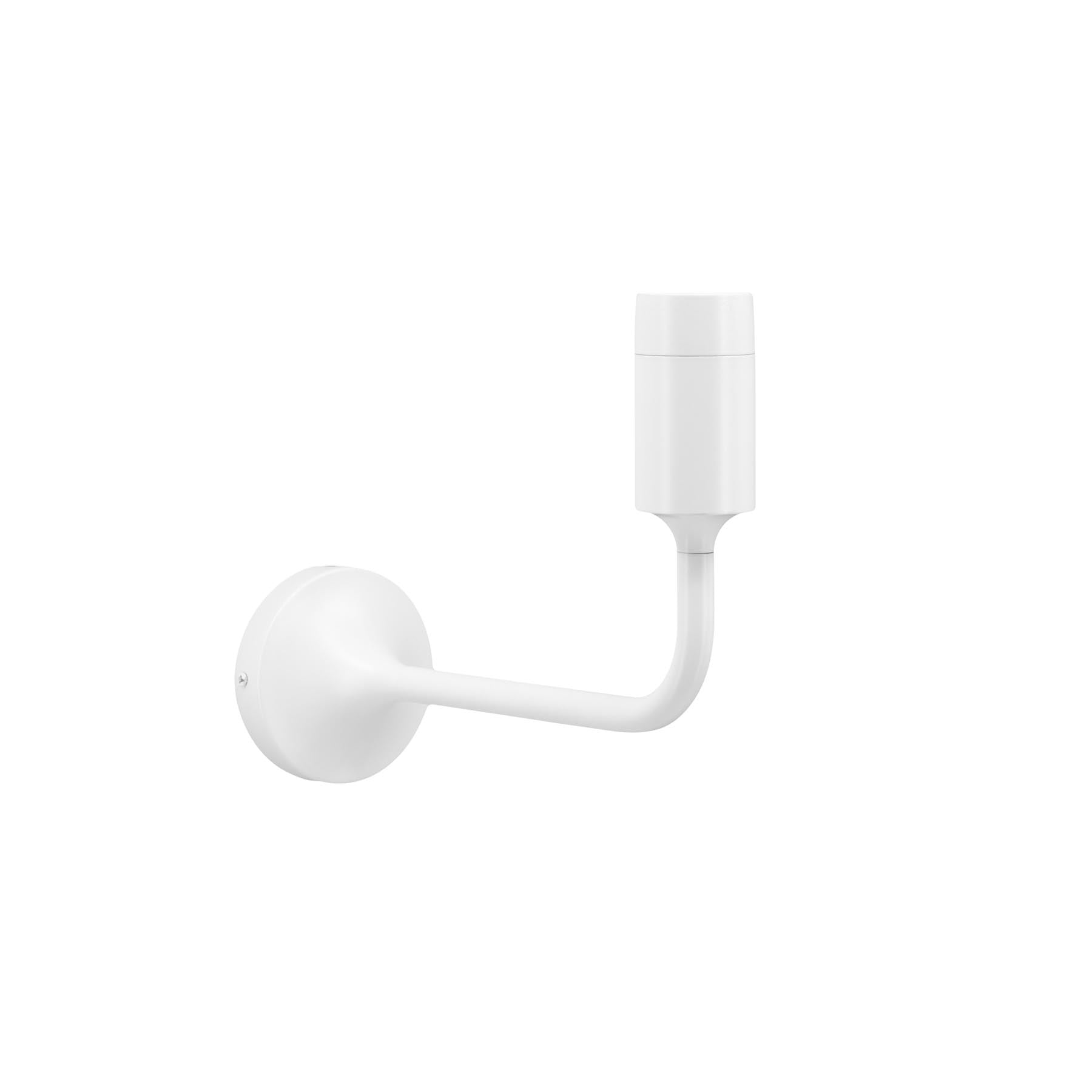 Santé Wandleuchte in White präsentiert im Onlineshop von KAQTU Design AG. Wandleuchte ist von Umage