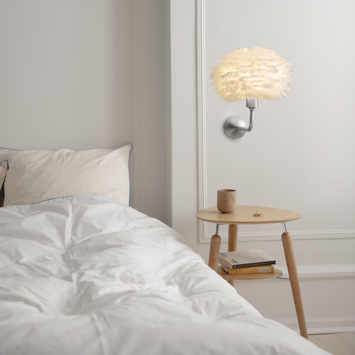 Santé Wandleuchte in Steel präsentiert im Onlineshop von KAQTU Design AG. Wandleuchte ist von Umage