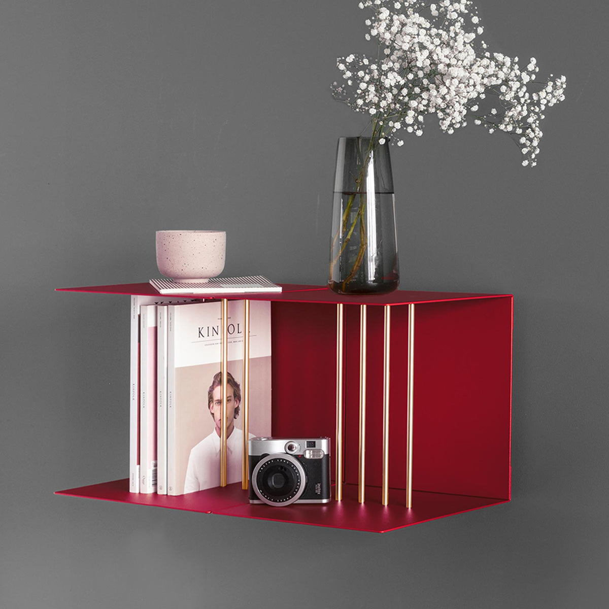 Teaser Wandregal in Ruby Red präsentiert im Onlineshop von KAQTU Design AG. Wandregal ist von Umage