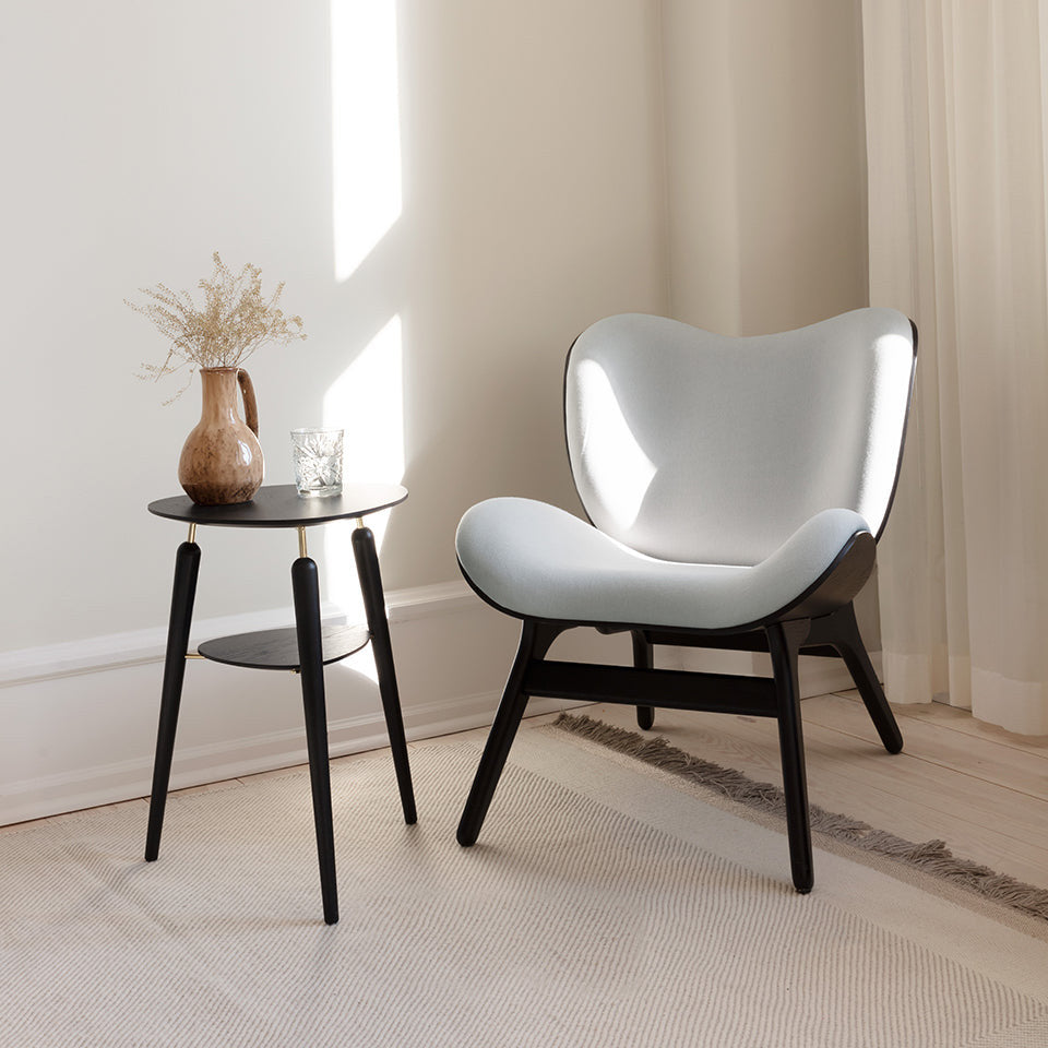 A Conversation Piece Low Sessel in Sterling präsentiert im Onlineshop von KAQTU Design AG. Sessel ist von Umage