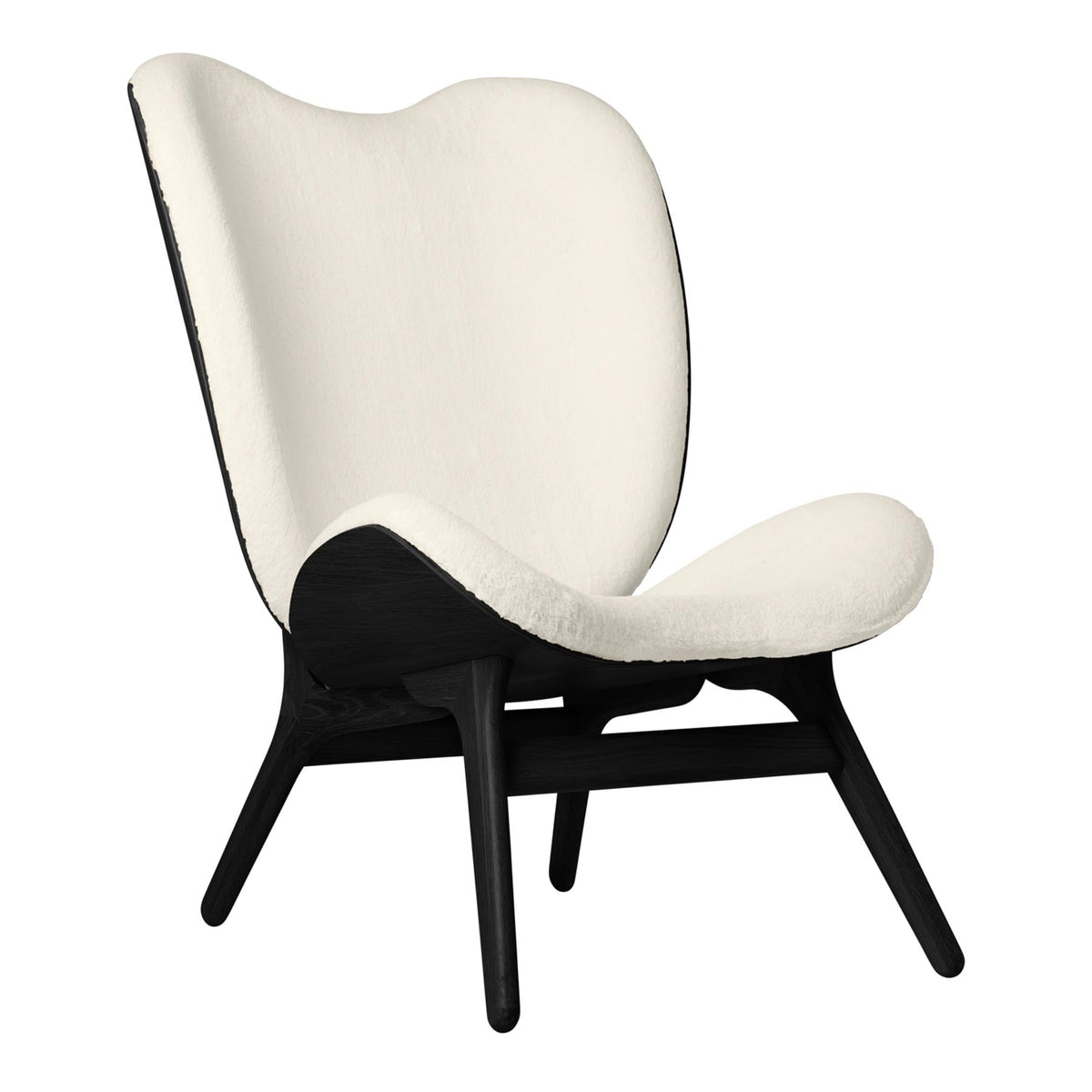 A Conversation Piece Tall Sessel in Teddy White präsentiert im Onlineshop von KAQTU Design AG. Sessel ist von Umage