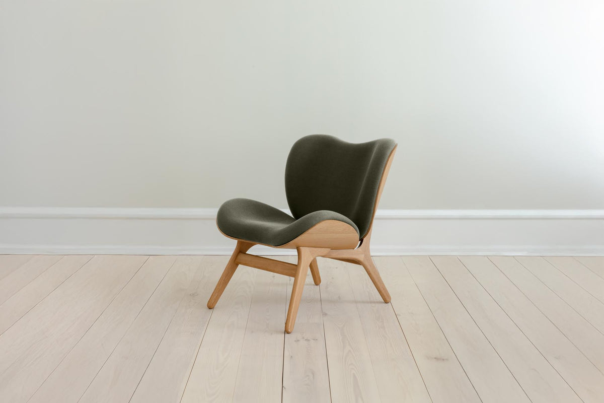 A Conversation Piece Low Sessel in Morning Meadows präsentiert im Onlineshop von KAQTU Design AG. Sessel ist von Umage