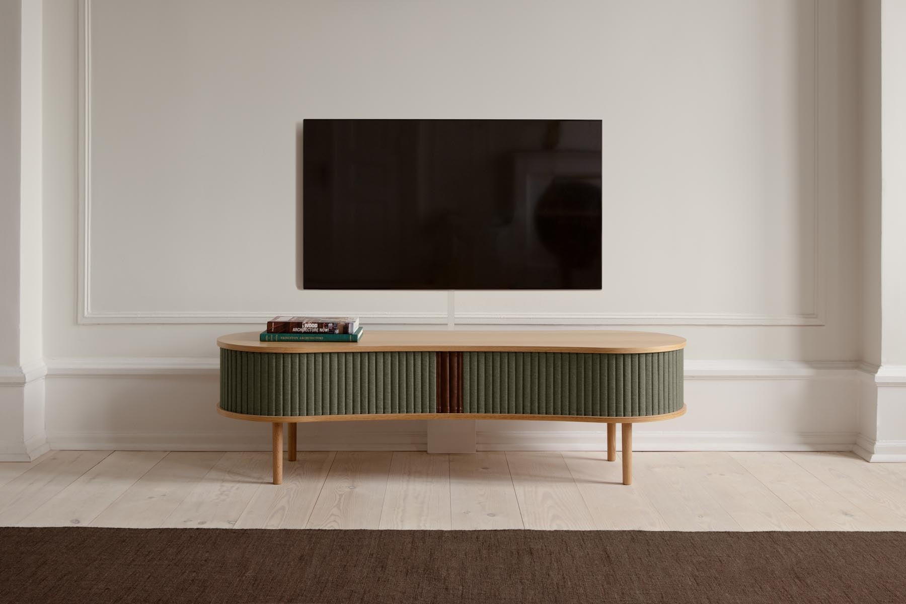 Audacious TV Bank in Morning Meadows präsentiert im Onlineshop von KAQTU Design AG. TV-Möbel ist von Umage