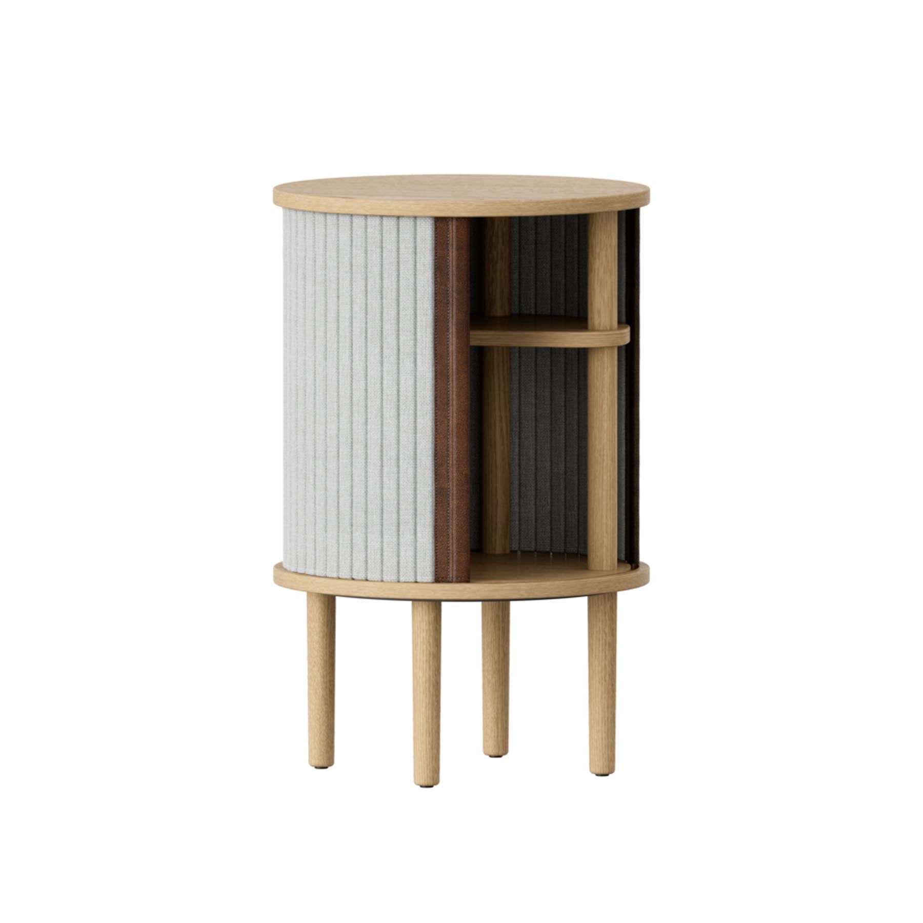 Elegantes Audacious Sideboard Mini von Umage, ideal für kleine Räume und als Blickfang in jedem modernen Zuhause.