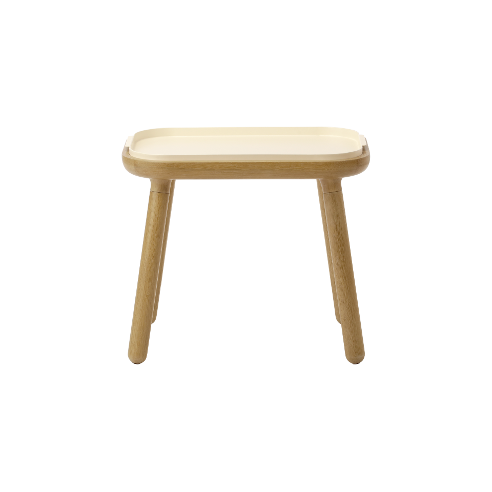 Moderner Paff low Beistelltisch in zartem Pearl White von Umage, perfekt für kreative Raumgestaltungen und vielseitige Nutzung im Zuhause.