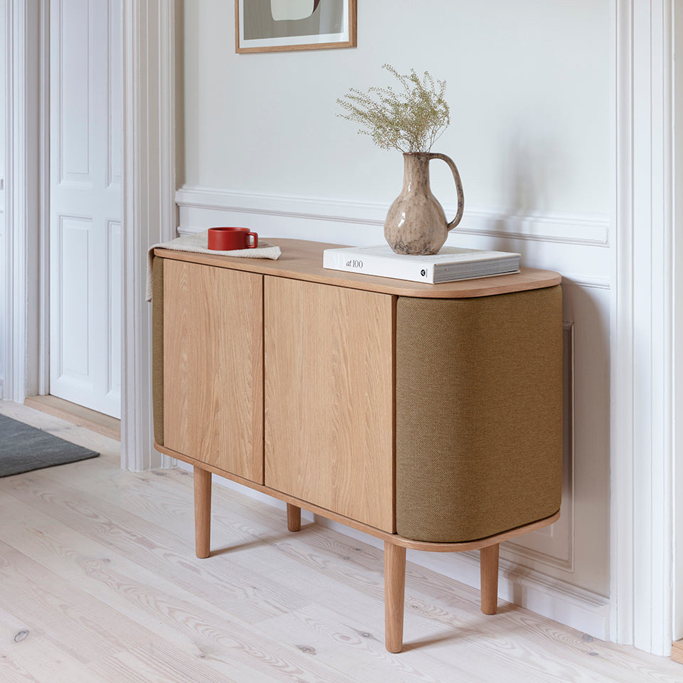 Treasures 2-türig Sideboard in Sugar Brown präsentiert im Onlineshop von KAQTU Design AG. Sideboard ist von Umage
