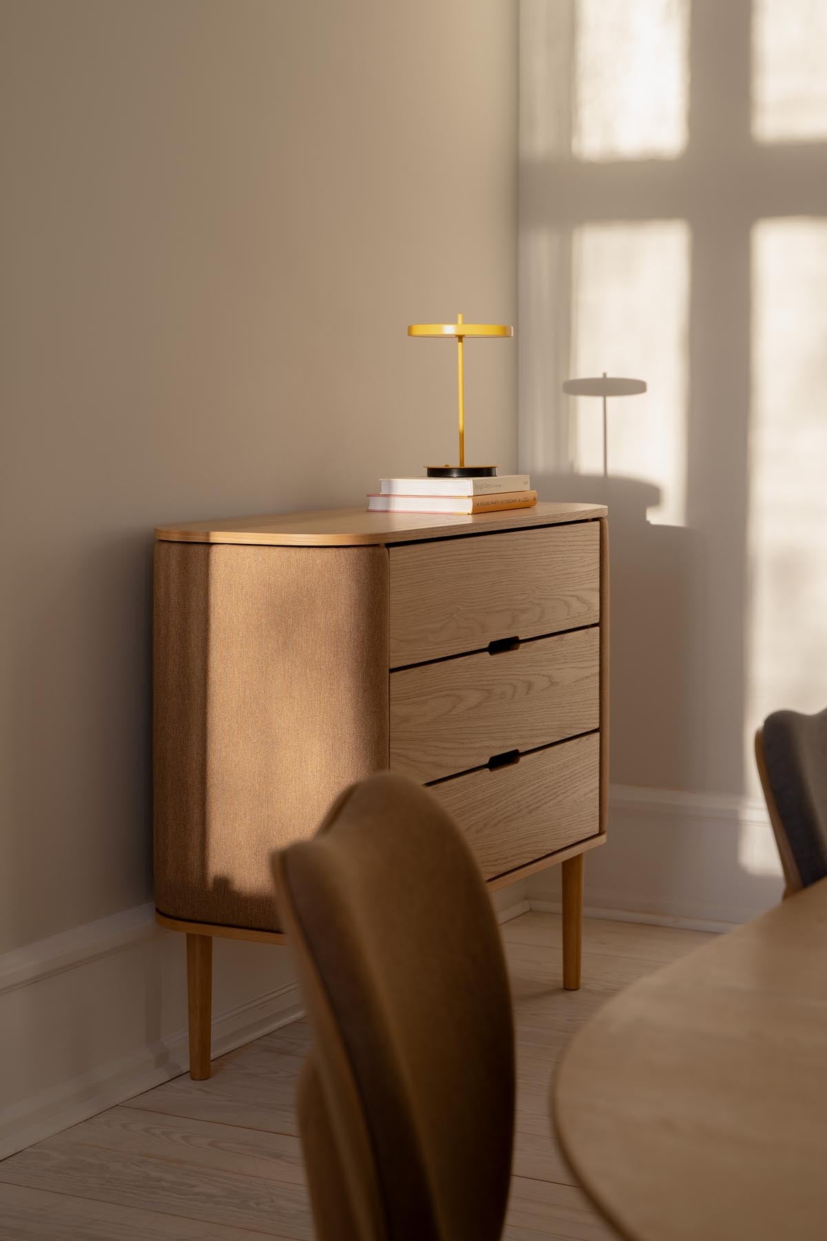 Treasures Dresser in Sugar Brown präsentiert im Onlineshop von KAQTU Design AG. Kommode ist von Umage