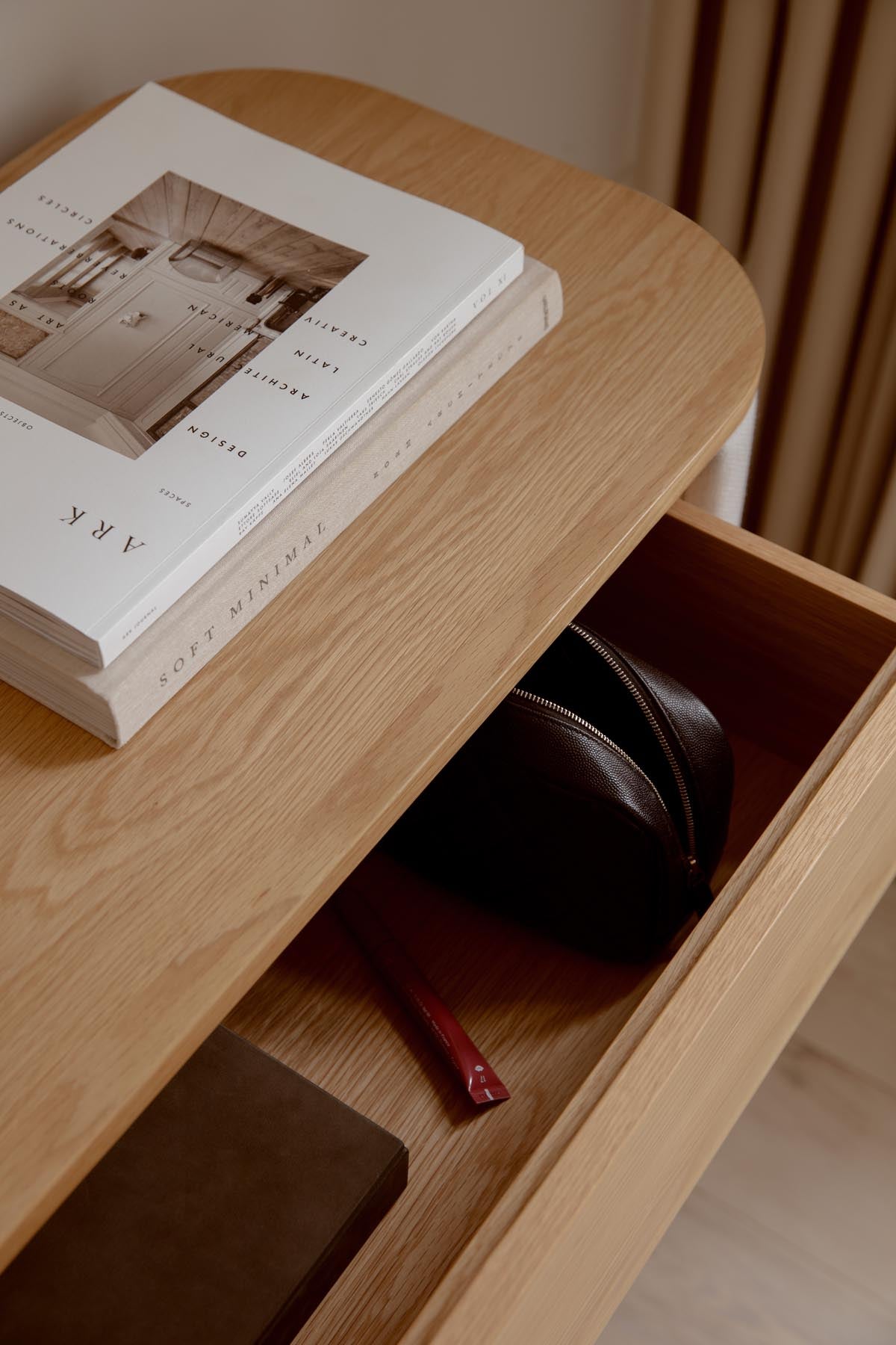 Treasures Dresser in White Sands präsentiert im Onlineshop von KAQTU Design AG. Kommode ist von Umage