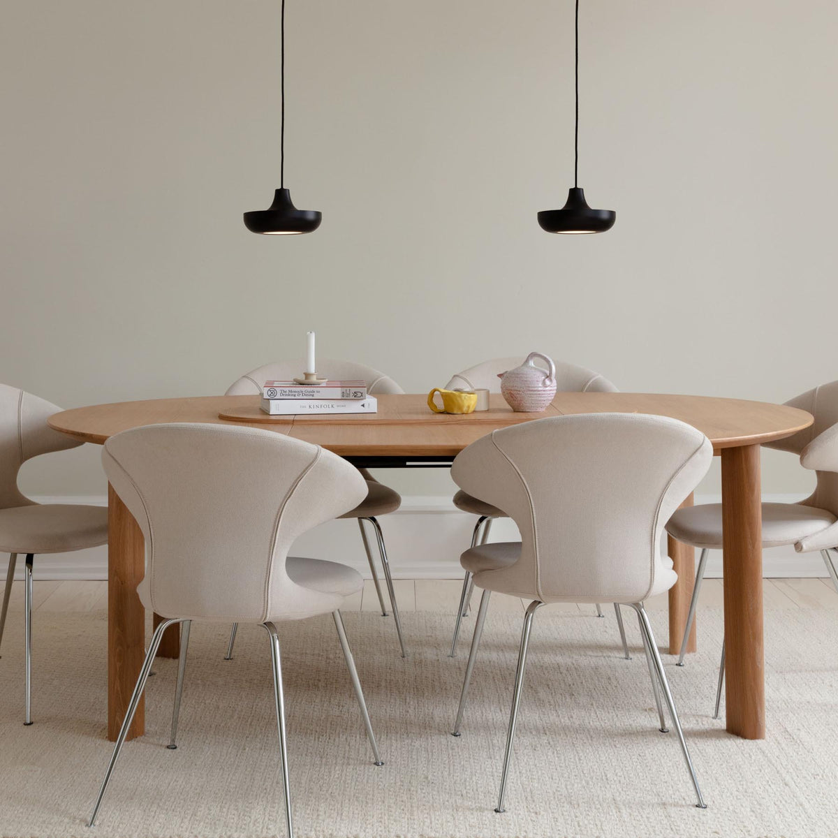 Ausziehbarer Esstisch Comfort Circle von Umage aus Eiche mit Tischplatte und Beinen