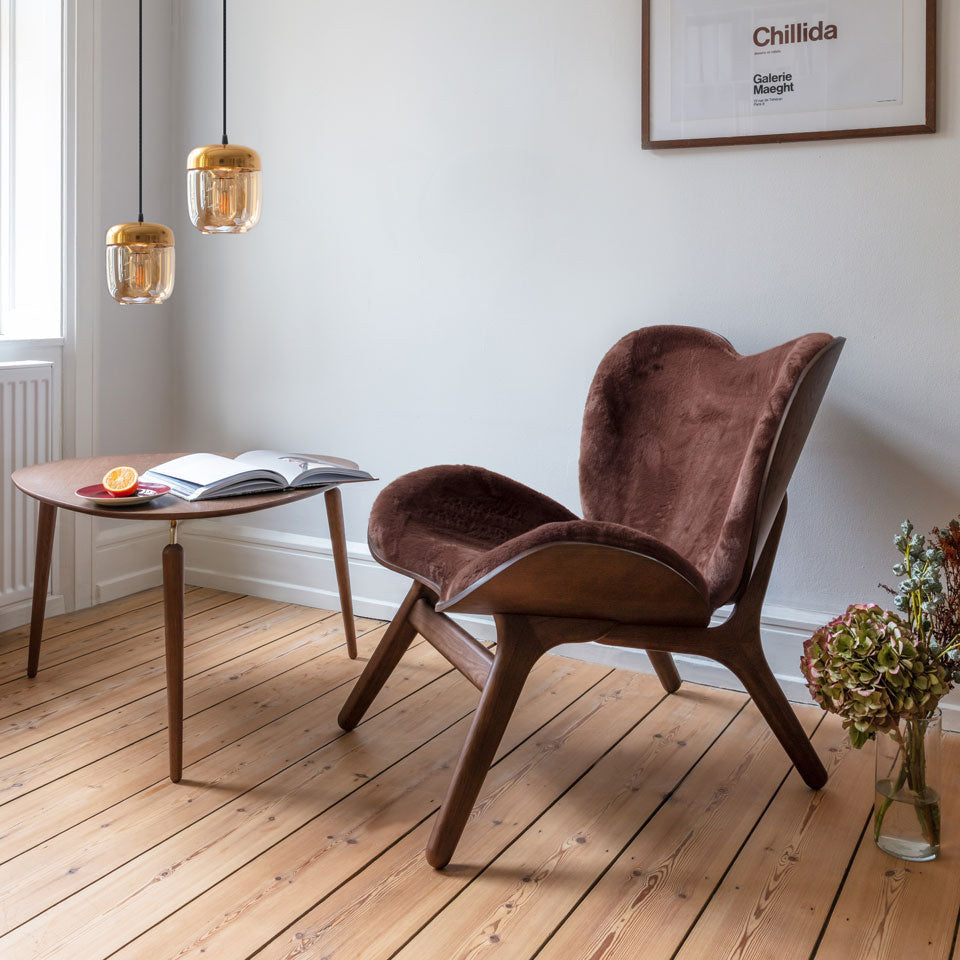 A Conversation Piece Low Sessel in Teddy Brown präsentiert im Onlineshop von KAQTU Design AG. Sessel ist von Umage