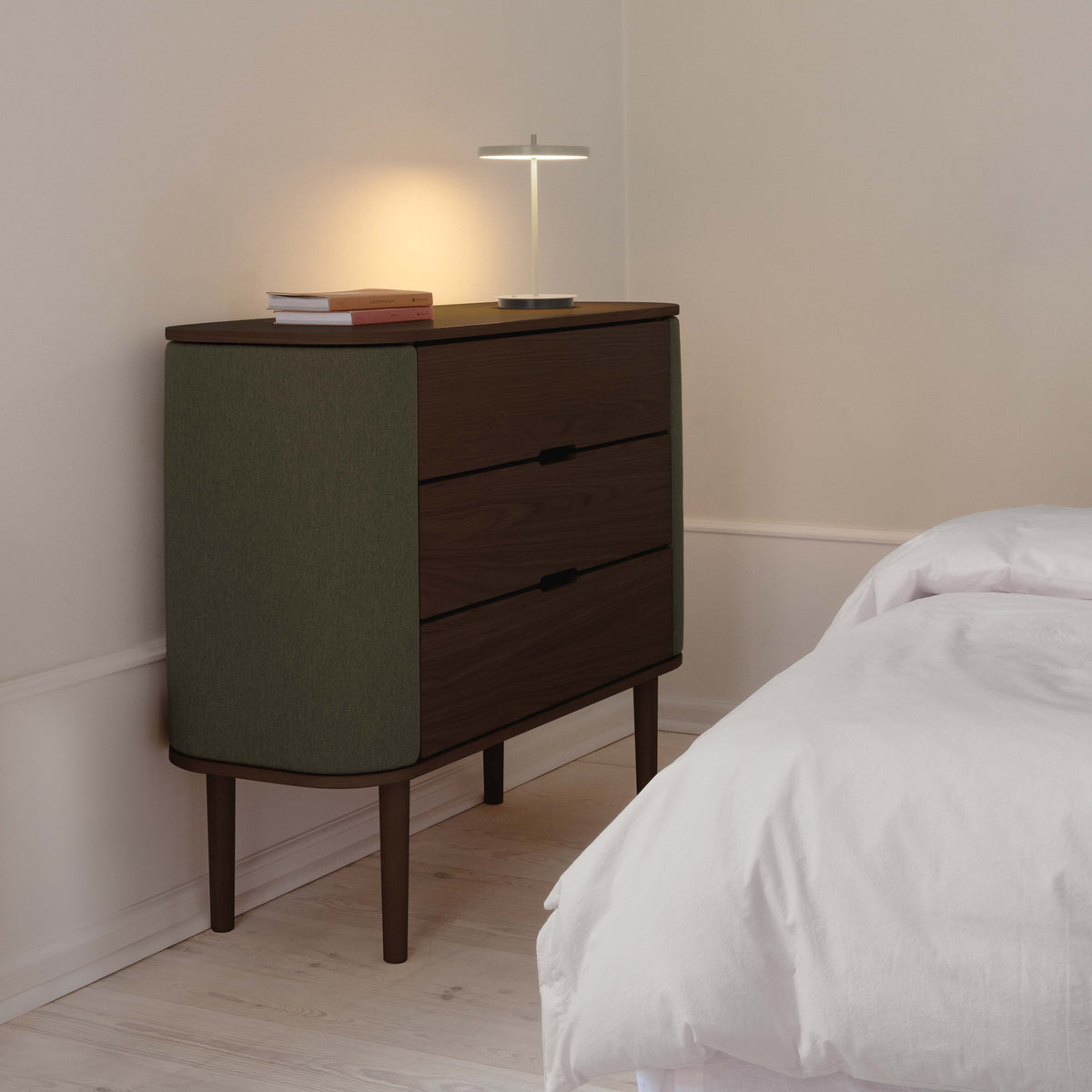 Treasures Dresser in Morning Meadows präsentiert im Onlineshop von KAQTU Design AG. Kommode ist von Umage