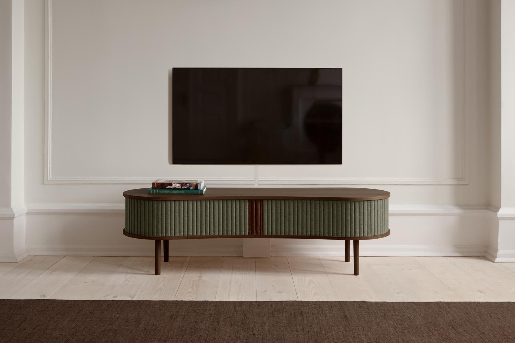 Audacious TV Bank in Morning Meadows präsentiert im Onlineshop von KAQTU Design AG. TV-Möbel ist von Umage