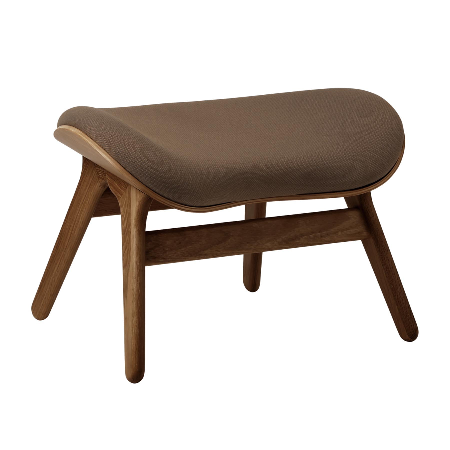 Stilvoller Ottoman in warmen Erdtönen, perfekt für entspannte Gespräche und als dekoratives Element in jedem Raum.