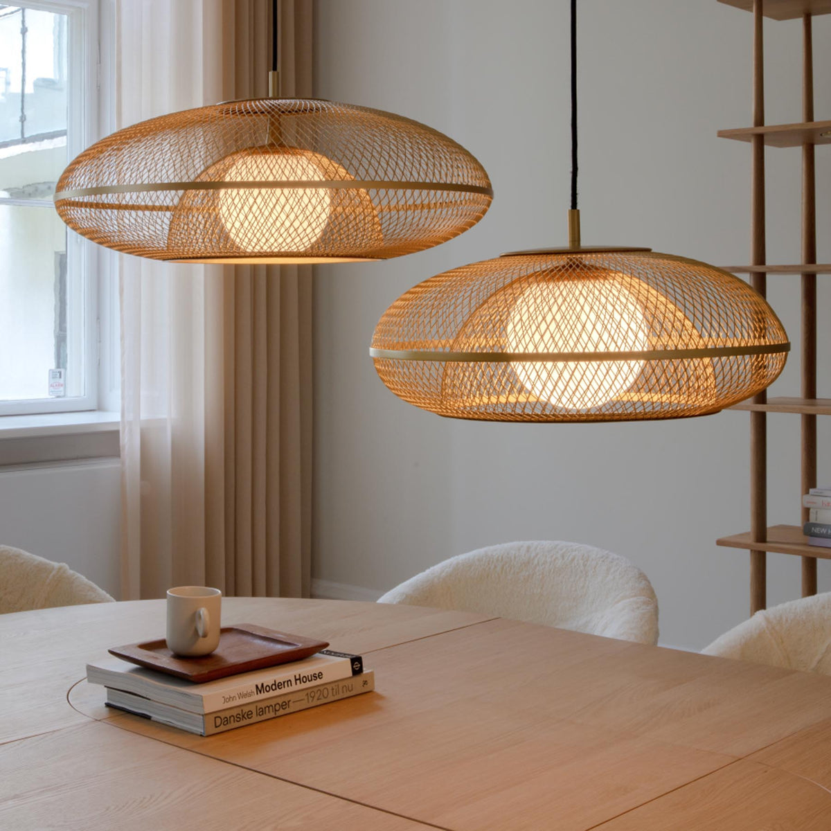 Time Flies Stuhl in Teddy White präsentiert im Onlineshop von KAQTU Design AG. Stuhl ist von Umage
