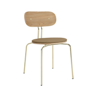 Chaise curieuse rembourrée