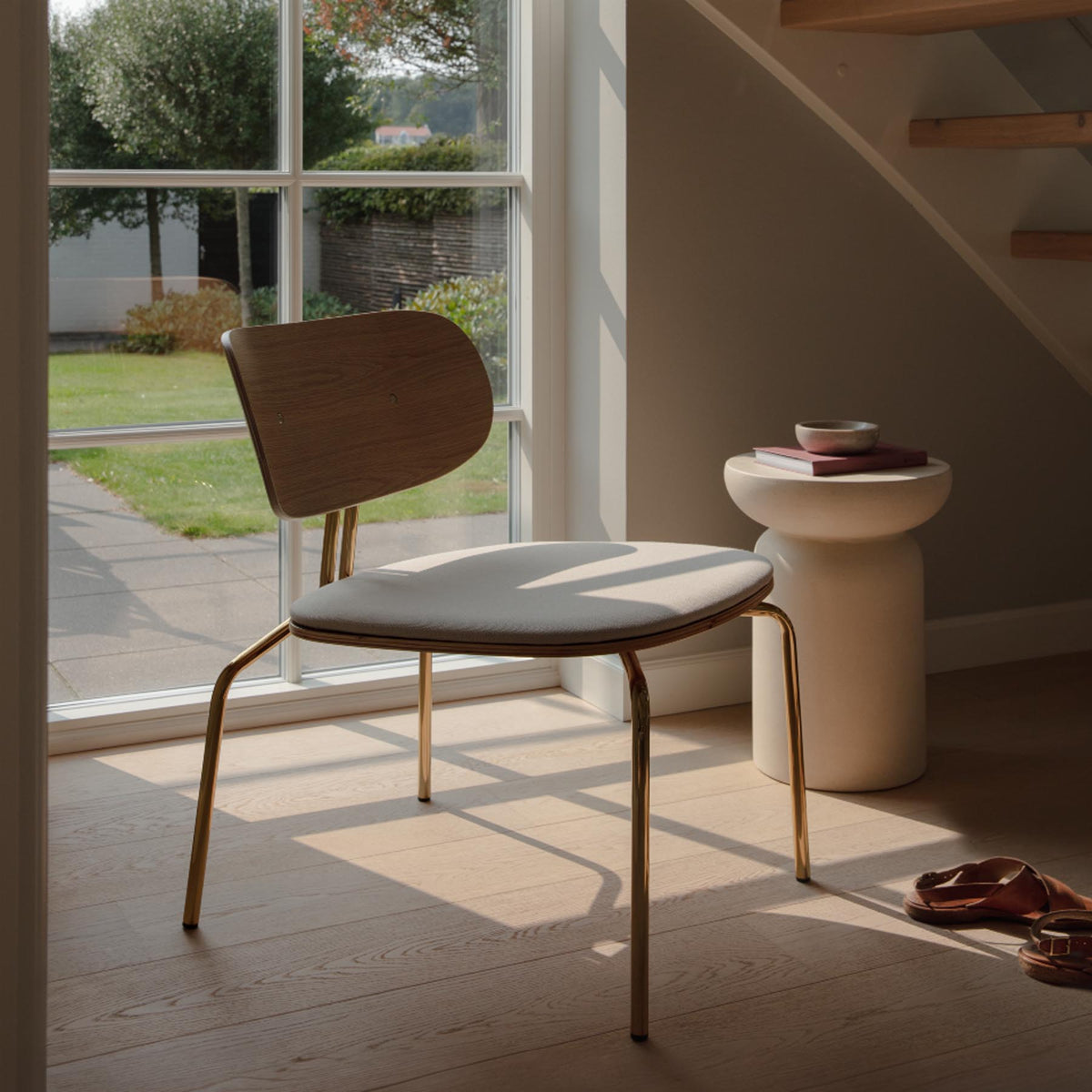 Curious Sessel in White Sands präsentiert im Onlineshop von KAQTU Design AG. Sessel ist von Umage