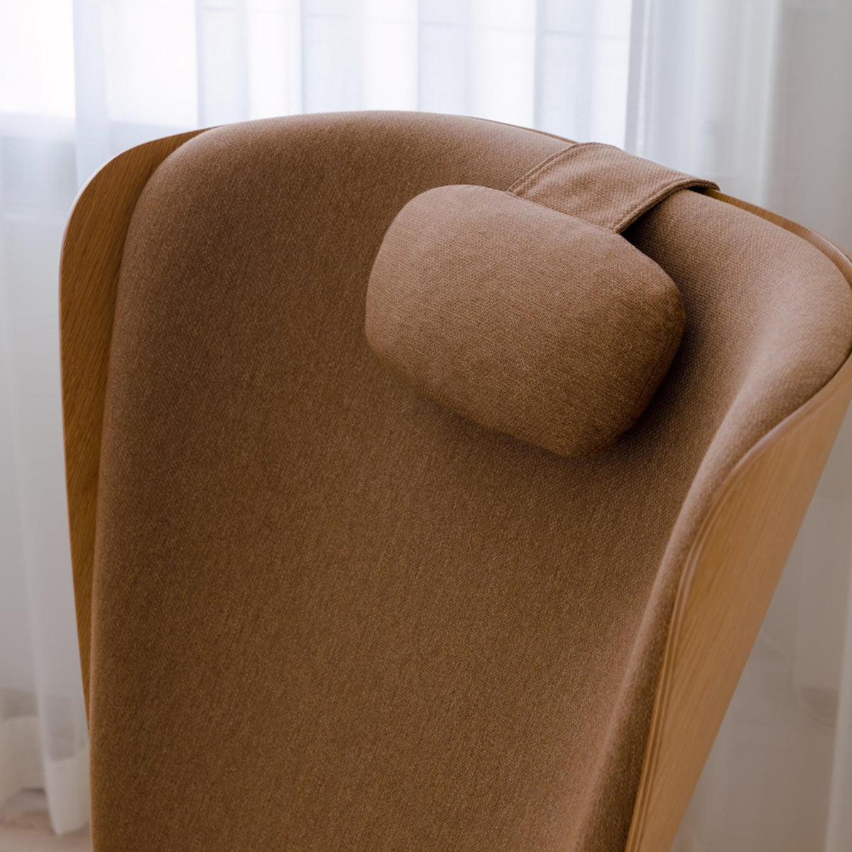 Neck Rest - Umage Sessel in Sugar Brown präsentiert im Onlineshop von KAQTU Design AG. Sessel-Zubehör ist von Umage