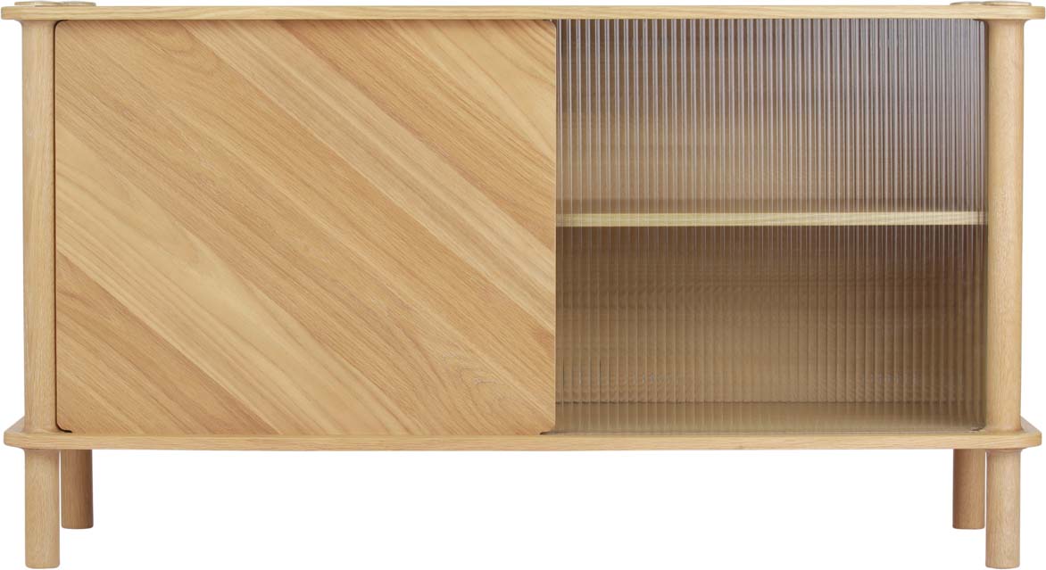Italic Sideboard mit 1 Holztüre / 1 Glastüre in Eiche präsentiert im Onlineshop von KAQTU Design AG. Sideboard ist von Umage