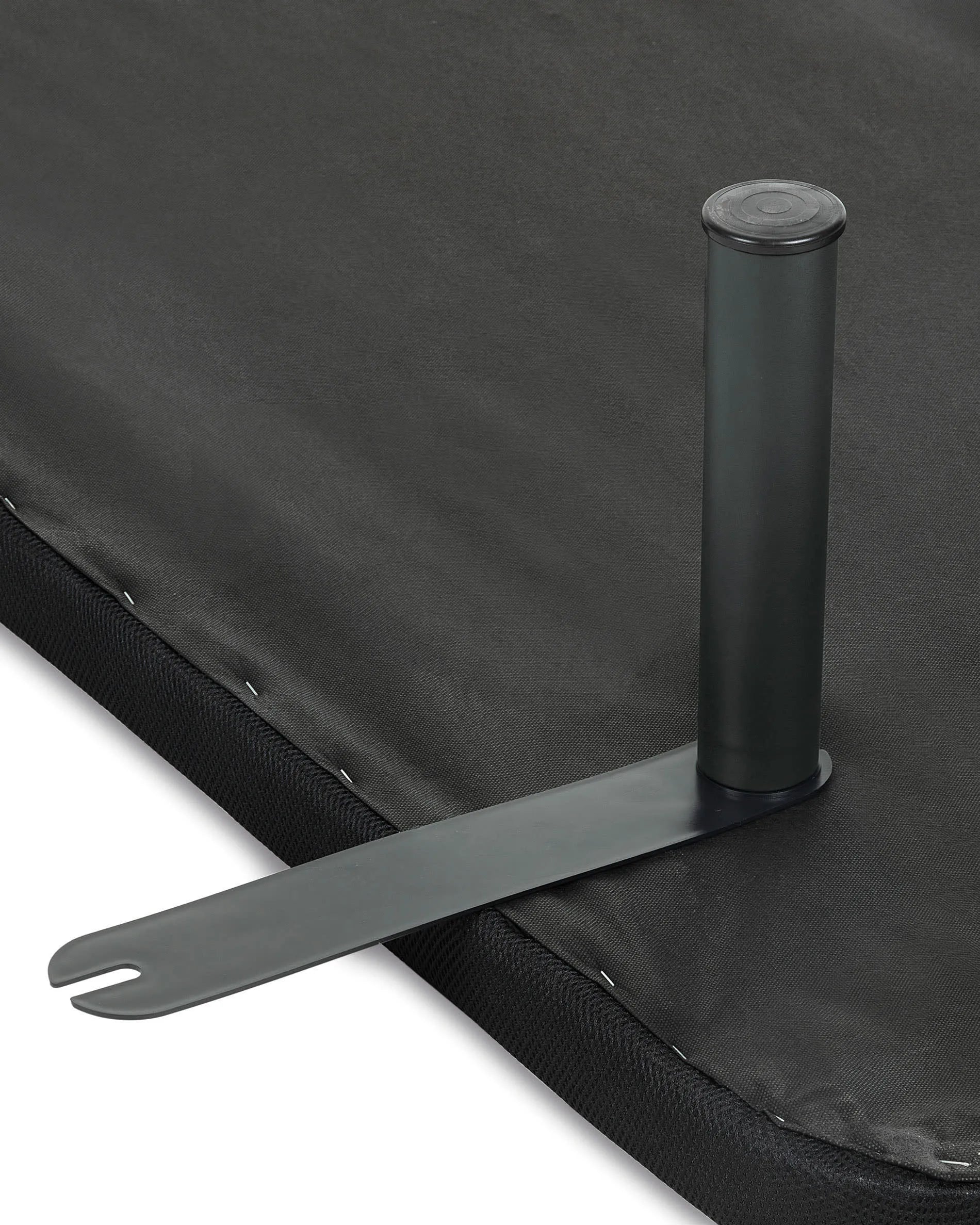 Elegantes Bettgestell von Kave Home: Stabil, komfortabel und anpassbar für individuellen Stil. Perfekt für moderne Schlafzimmer.