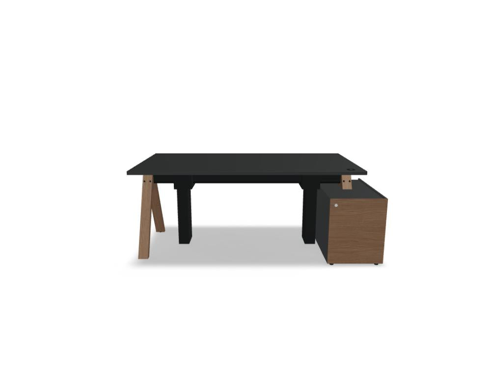 Viga V07PR - Schreibtisch mit Höhenverstellung in FENIX Schwarz Matt präsentiert im Onlineshop von KAQTU Design AG. Schreibtisch ist von Mdd
