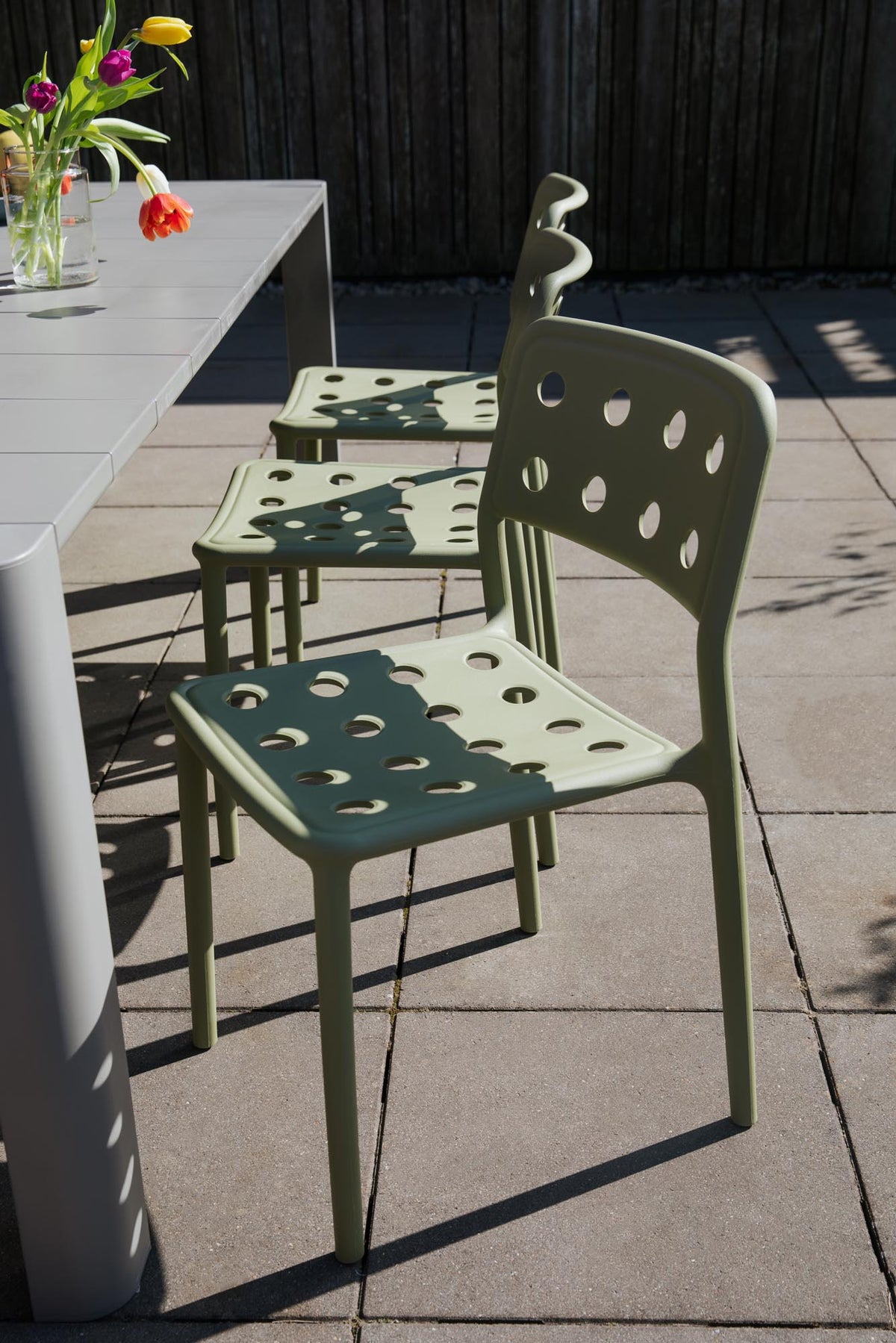 Gartenstuhl Serra Red in Rot präsentiert im Onlineshop von KAQTU Design AG. Gartenstuhl ist von White Label Living