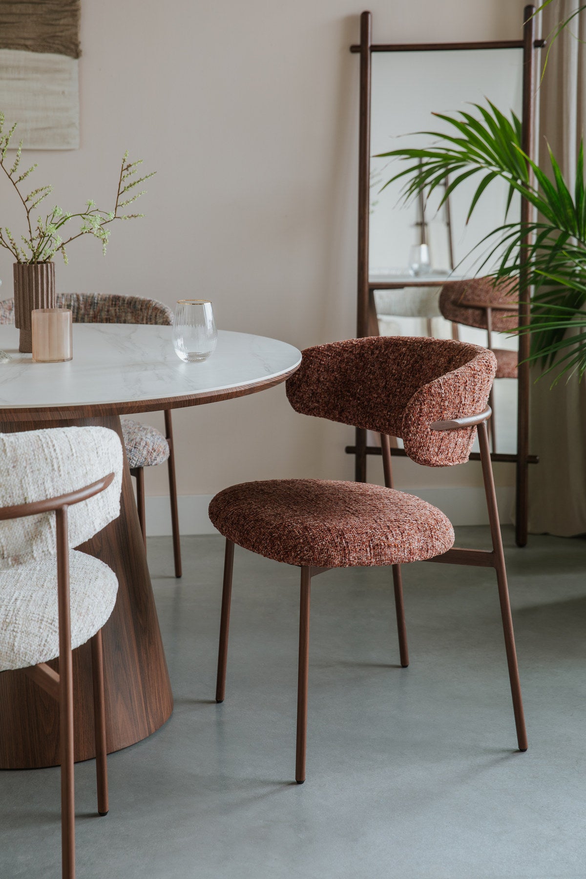 Stuhl Claes in Terra präsentiert im Onlineshop von KAQTU Design AG. Stuhl ist von White Label Living