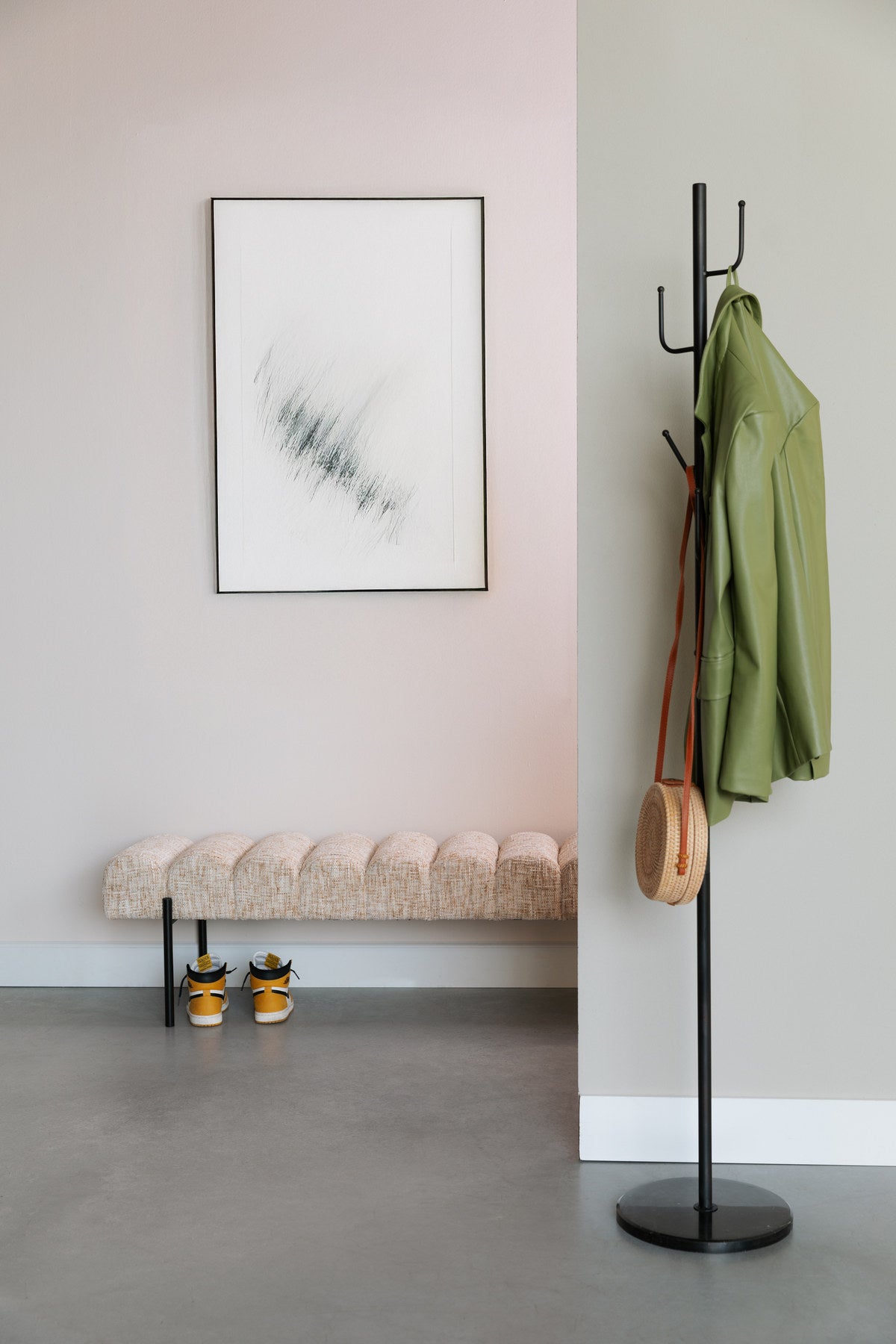 Bank Jethro in beige präsentiert im Onlineshop von KAQTU Design AG. Sitzbank ist von White Label Living